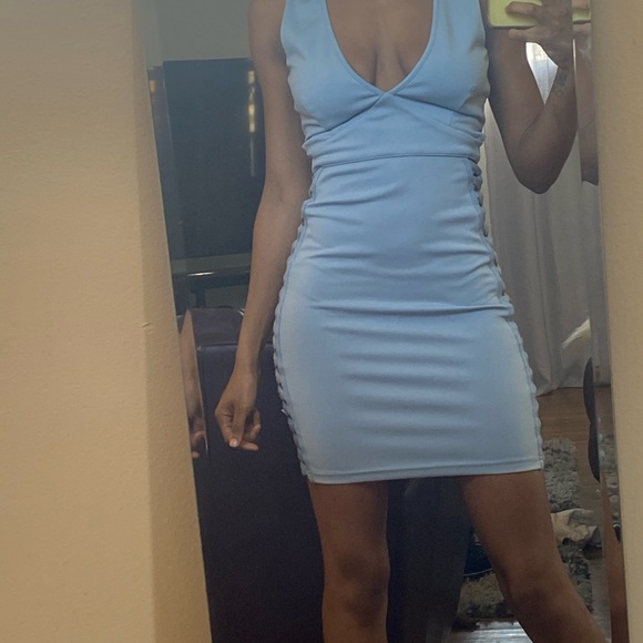 Blue dress - Picture 4 of 4